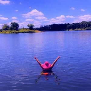 Meet your Posher, Joni christine